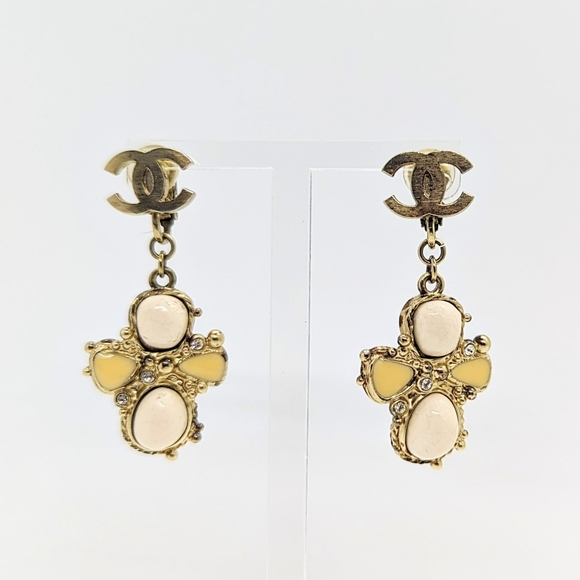 CHANEL Rare Stone Clip Dangle Earrings - Picture 2 of 8